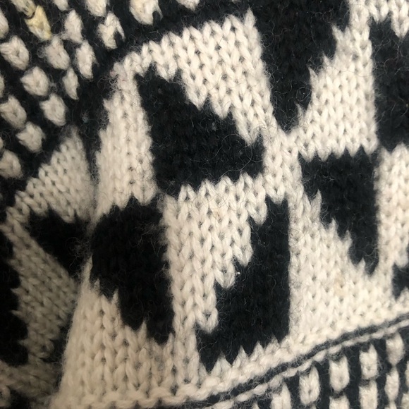 Vintage Britches Black and White Geometric Wool Knit Crewneck Sweater Large - Picture 6 of 11